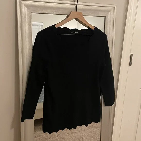 Cable Gauge Sweaters Cable Gauge Womens Black Scalloped 34